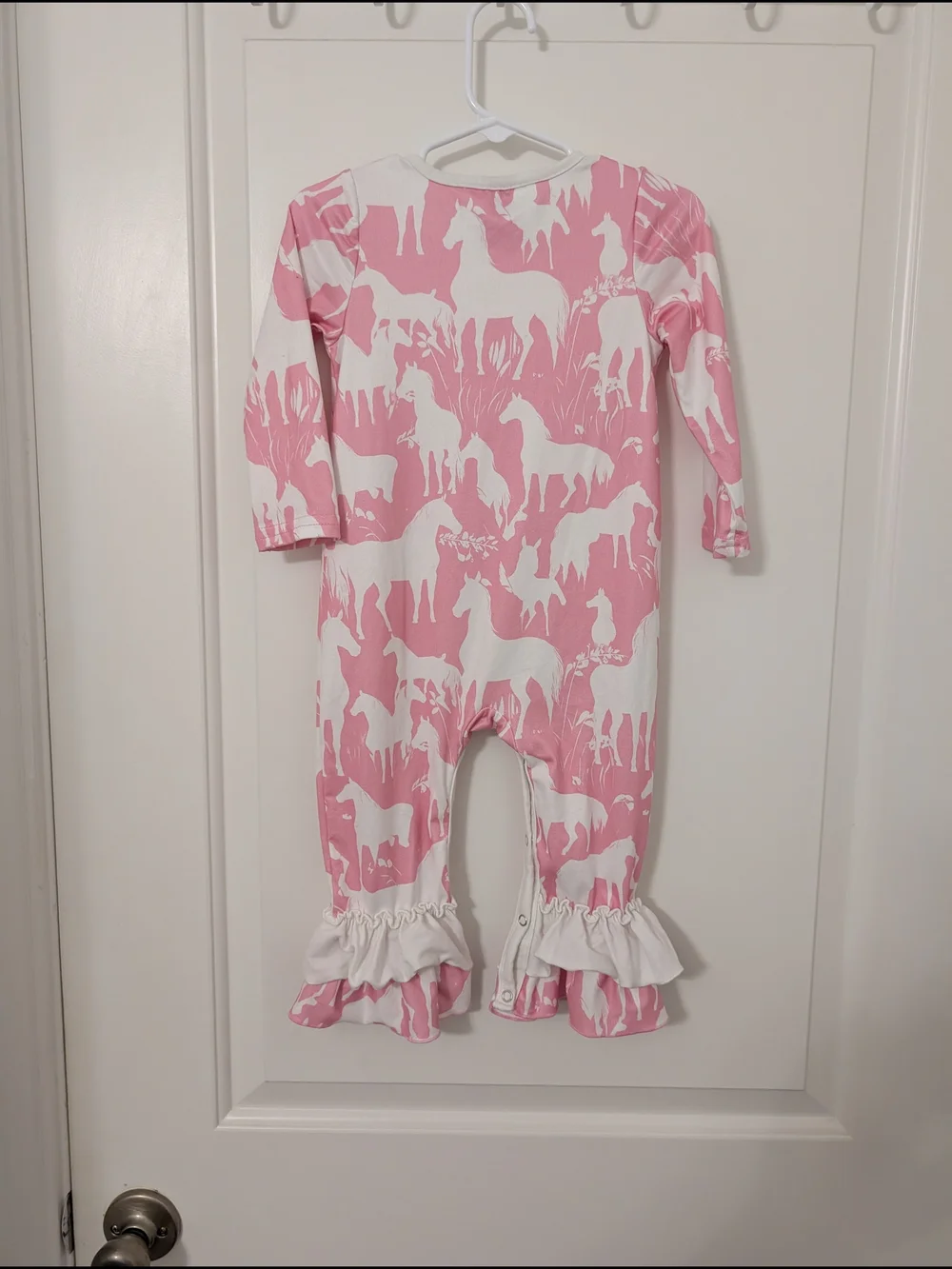 💥3/$24 Pink‎ & White Horse Print Ruffle Romper